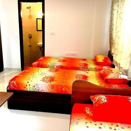 Suyash Pg - Melange Bed and Breakfast Bangalore Buitenkant foto