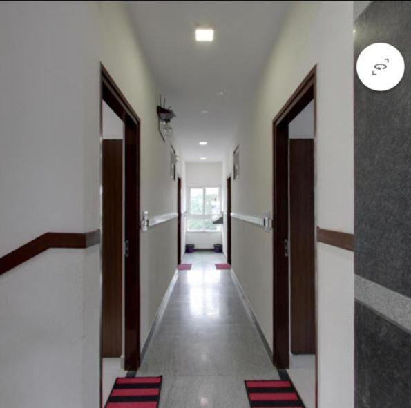 Suyash Pg - Melange Bed and Breakfast Bangalore Buitenkant foto